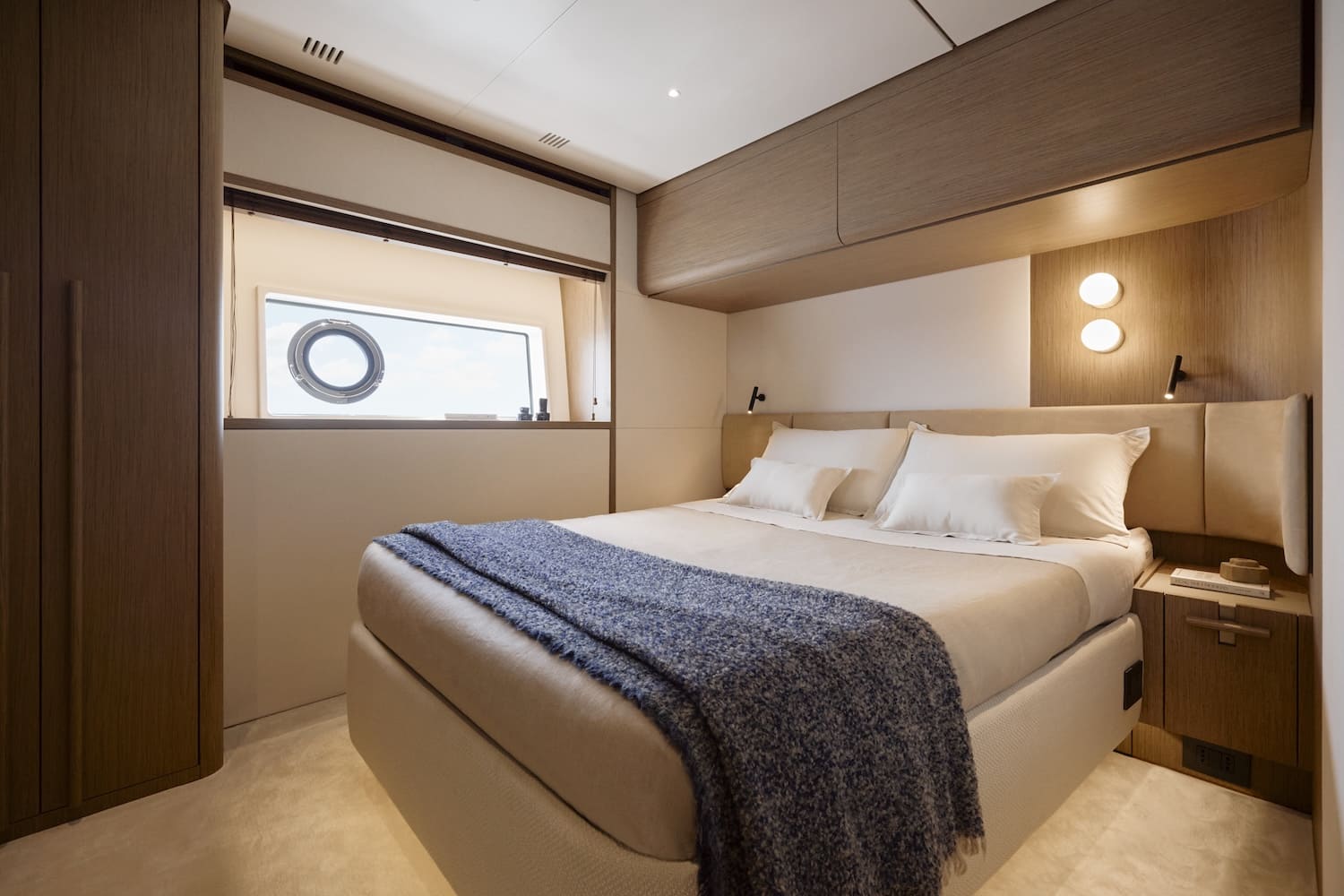 AZIMUT AZIMUT - Flybridge 82 - Outside