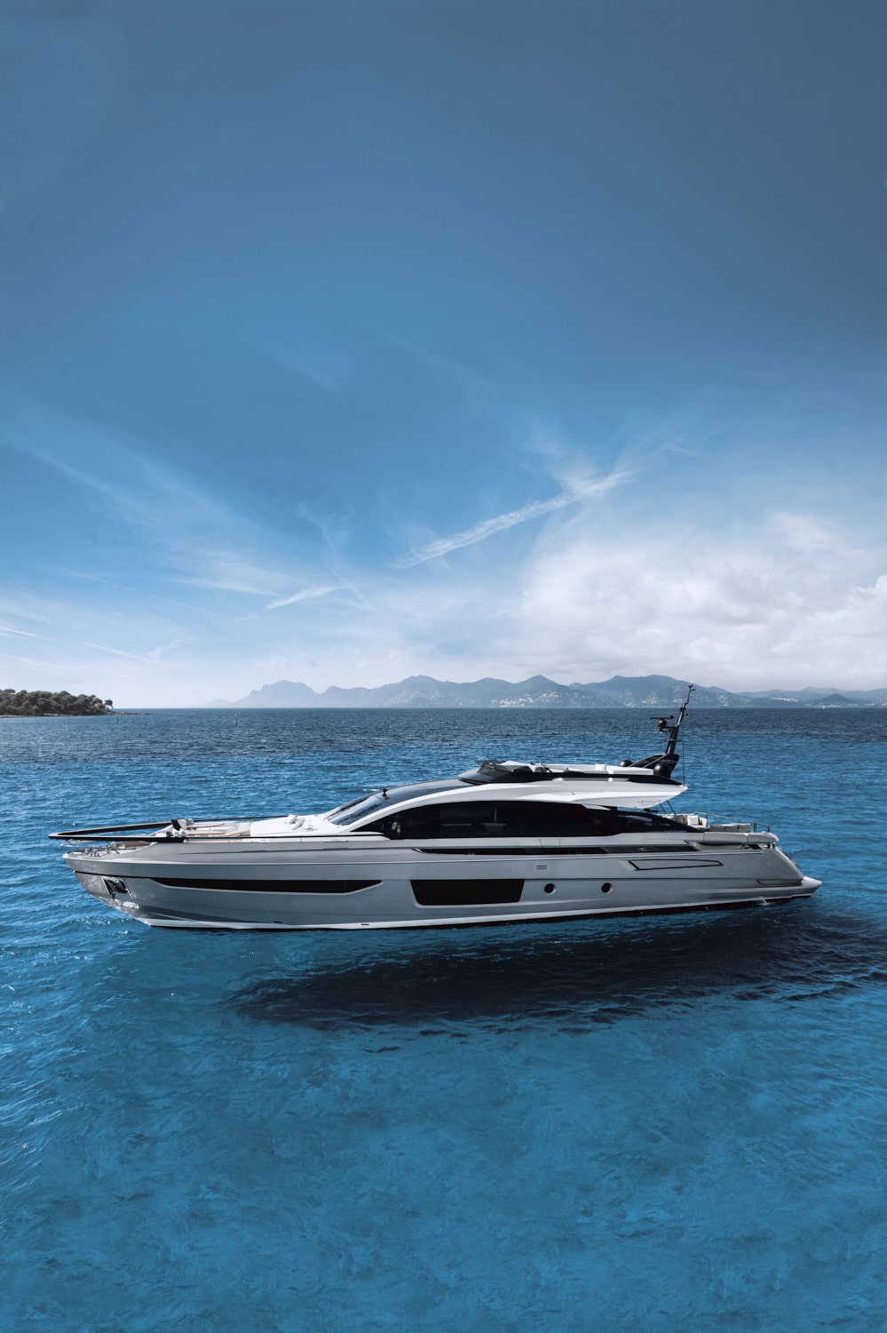 AZIMUT AZIMUT - S 10 - Outside