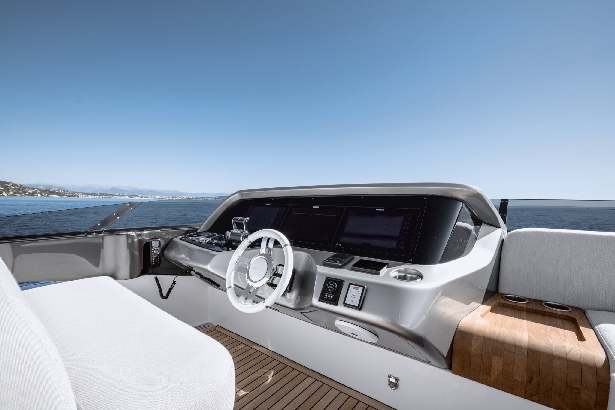 AZIMUT AZIMUT - S 10 - Outside