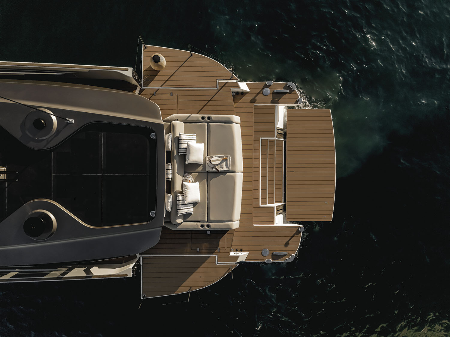 AZIMUT AZIMUT - Seadeck 6 - Outside